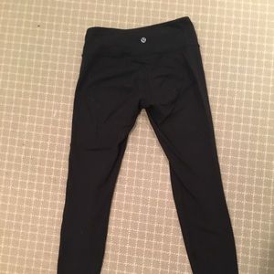 Basic black lululemon leggings